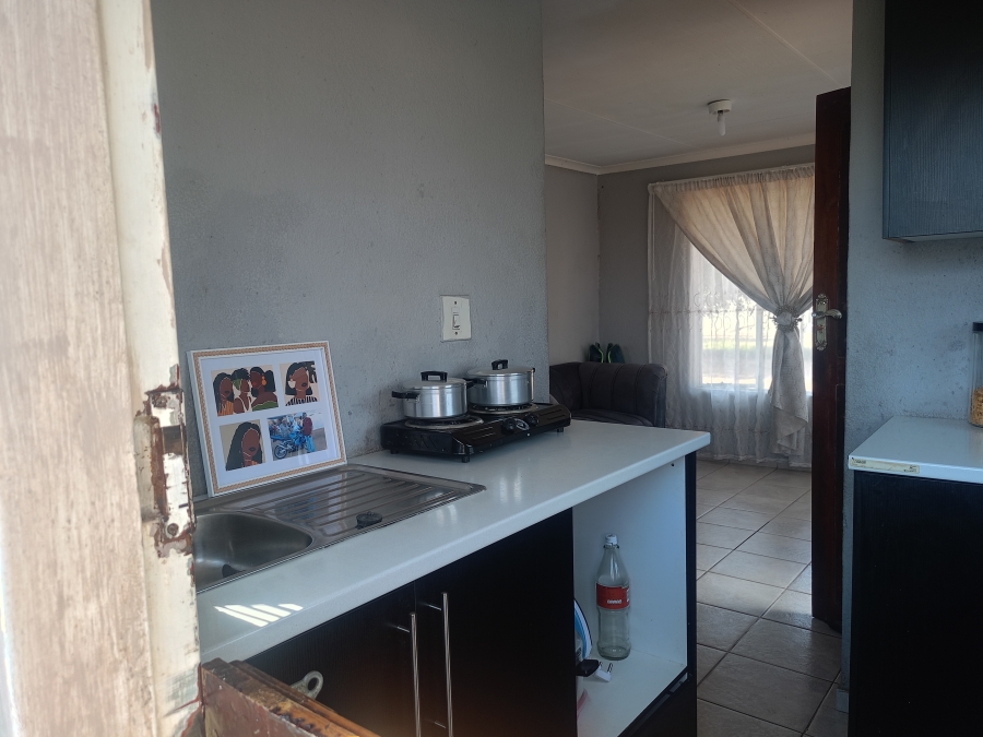2 Bedroom Property for Sale in Unitas Park Gauteng