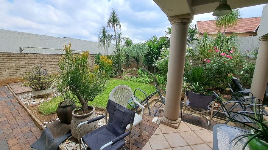 3 Bedroom Property for Sale in Sunward Park Gauteng