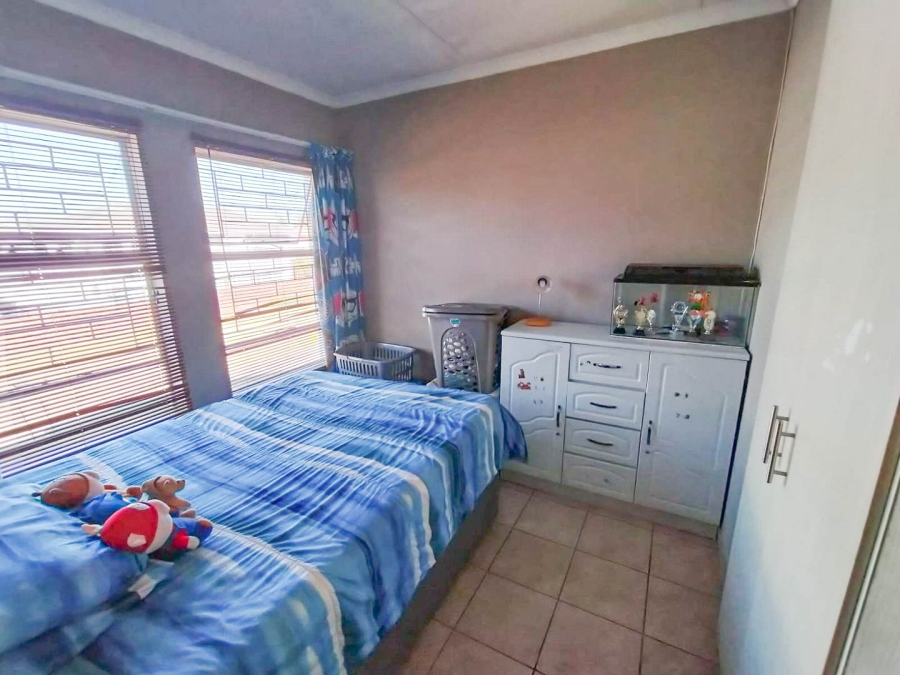 2 Bedroom Property for Sale in Terenure Gauteng