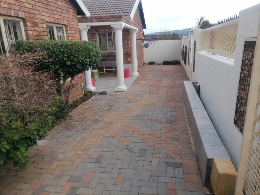 4 Bedroom Property for Sale in Danville Gauteng