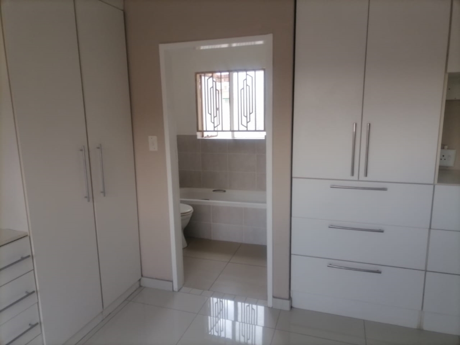 4 Bedroom Property for Sale in Danville Gauteng