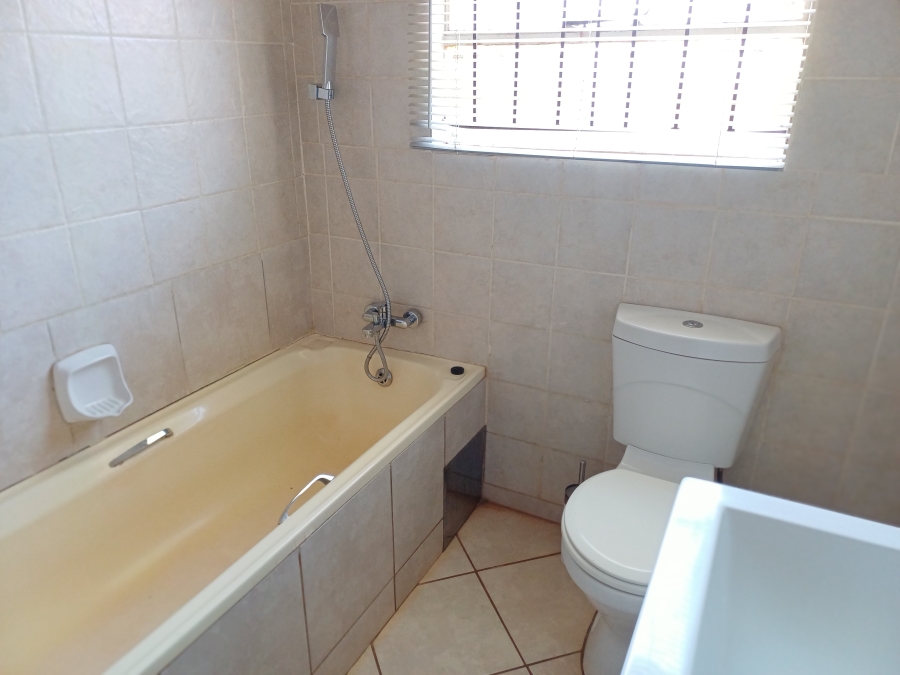 3 Bedroom Property for Sale in The Orchards Gauteng