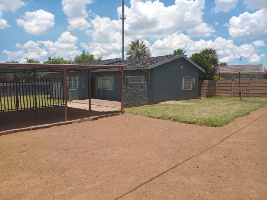 3 Bedroom Property for Sale in Vanderbijlpark CW 4 Gauteng