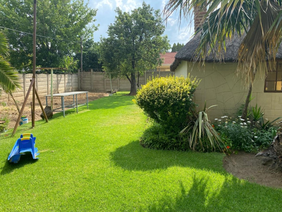 8 Bedroom Property for Sale in Bedworth Park Gauteng