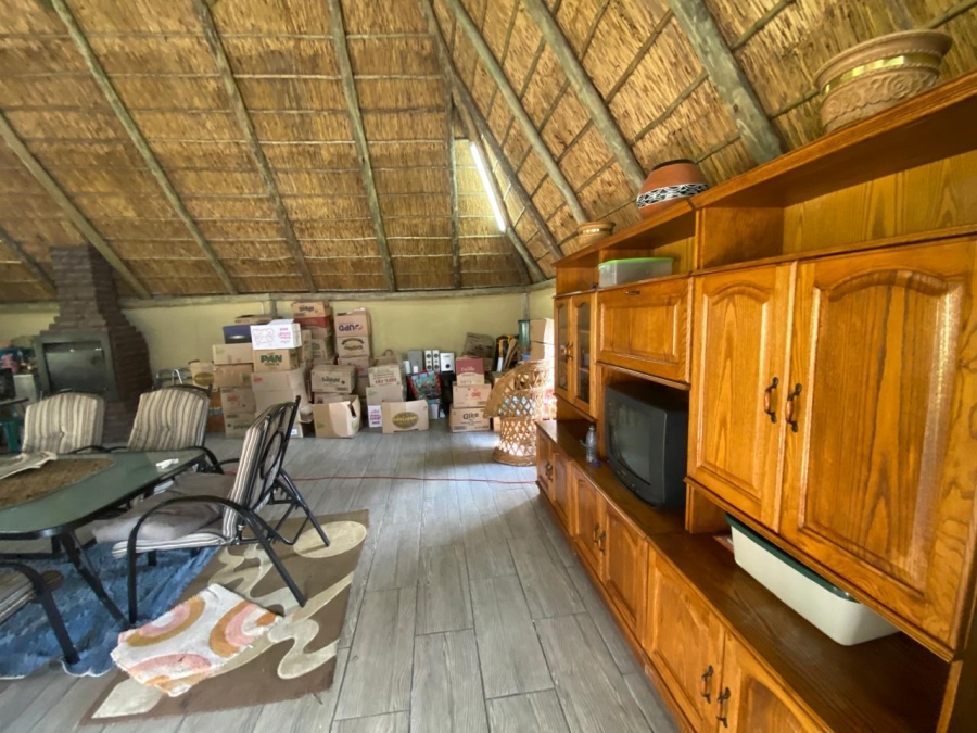 8 Bedroom Property for Sale in Bedworth Park Gauteng