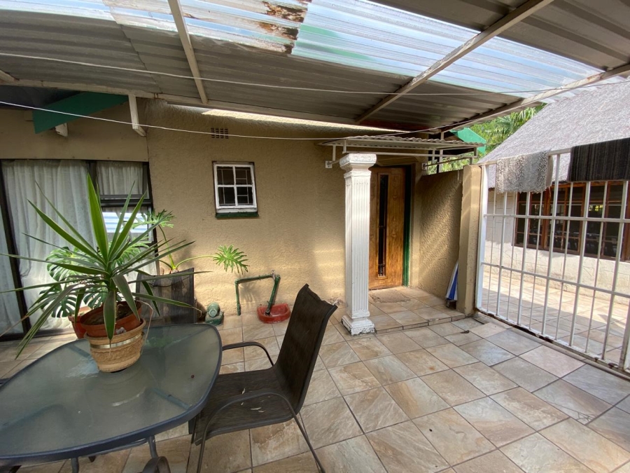 8 Bedroom Property for Sale in Bedworth Park Gauteng