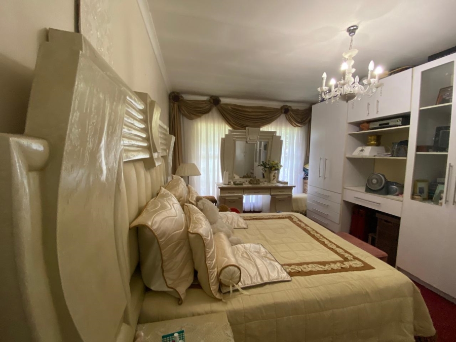 8 Bedroom Property for Sale in Bedworth Park Gauteng