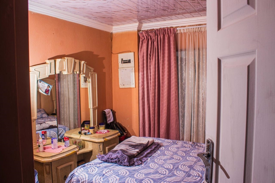 3 Bedroom Property for Sale in Lakeside Gauteng