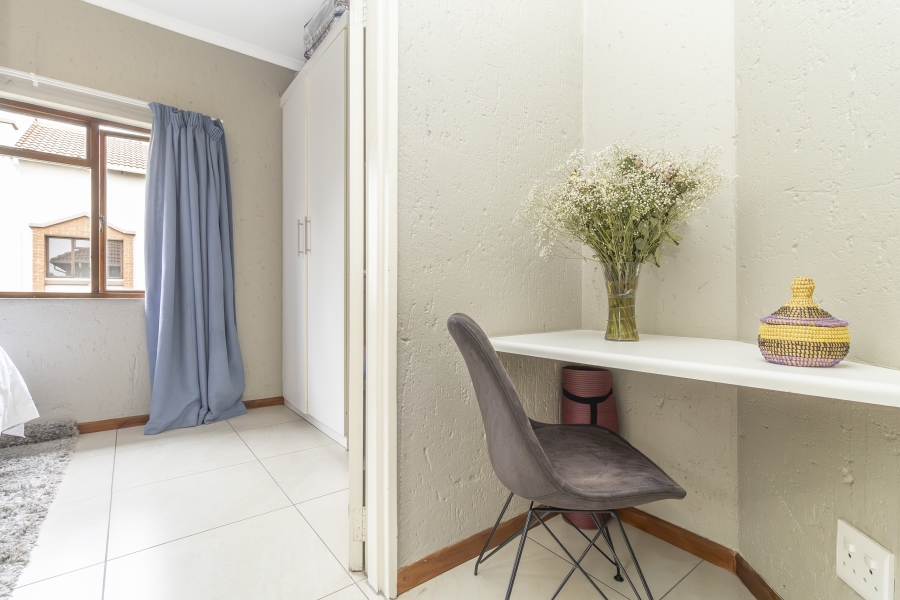 2 Bedroom Property for Sale in Paulshof Gauteng