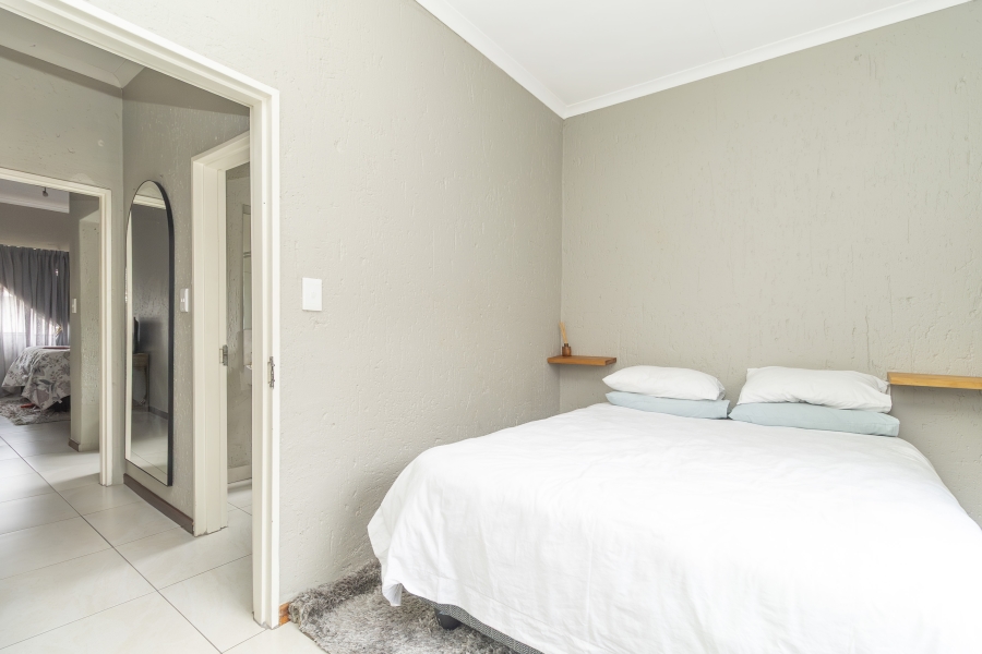 2 Bedroom Property for Sale in Paulshof Gauteng