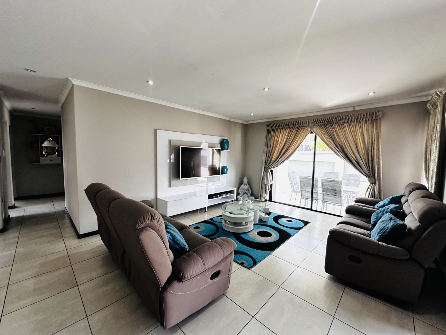 3 Bedroom Property for Sale in Helderwyk Gauteng