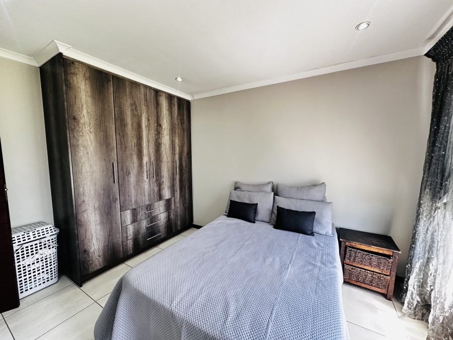 3 Bedroom Property for Sale in Helderwyk Gauteng