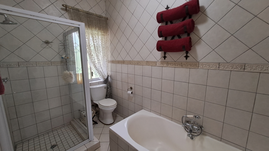 3 Bedroom Property for Sale in Rensburg Gauteng