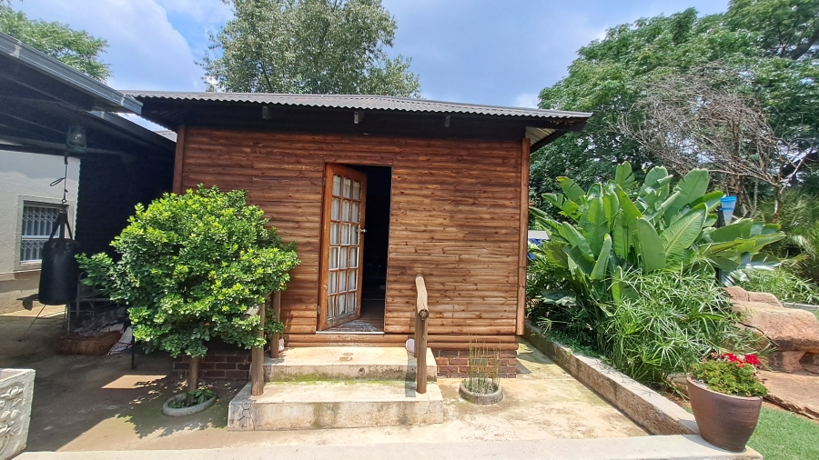 3 Bedroom Property for Sale in Rensburg Gauteng