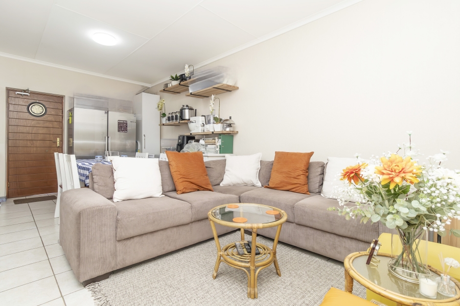 2 Bedroom Property for Sale in Olivedale Gauteng