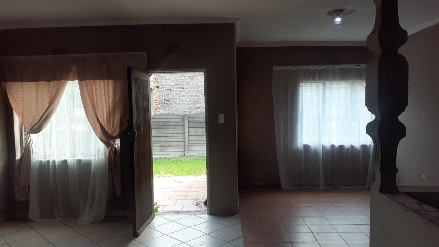 3 Bedroom Property for Sale in Vanderbijlpark Cw 6 Gauteng
