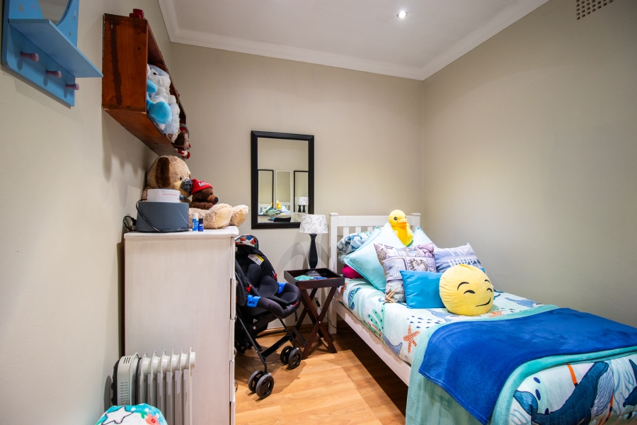 5 Bedroom Property for Sale in Raceview Gauteng