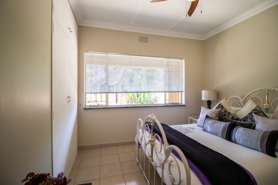 5 Bedroom Property for Sale in Raceview Gauteng