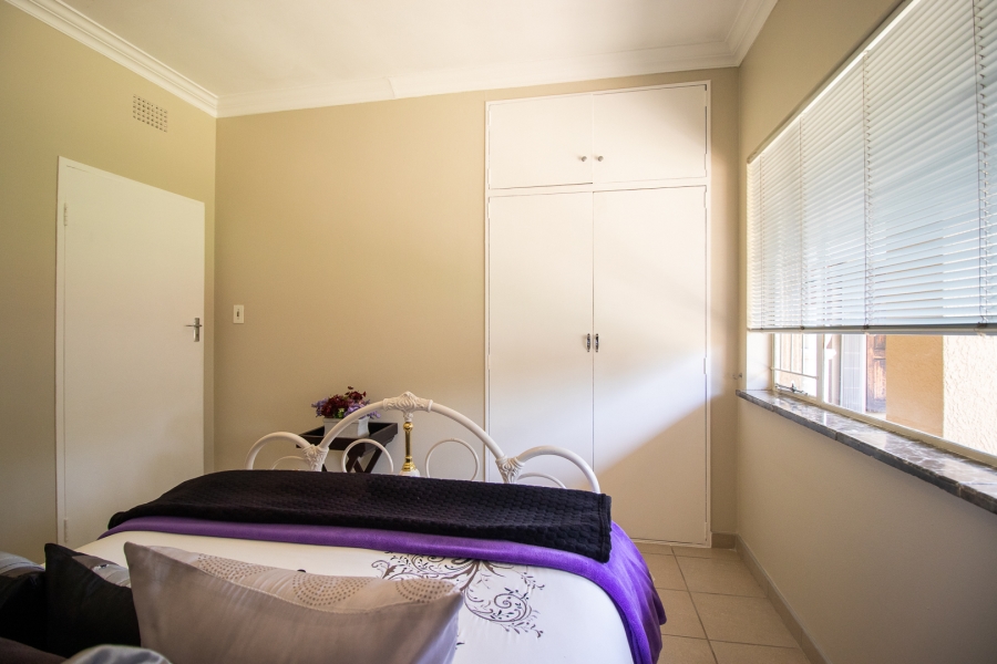 5 Bedroom Property for Sale in Raceview Gauteng