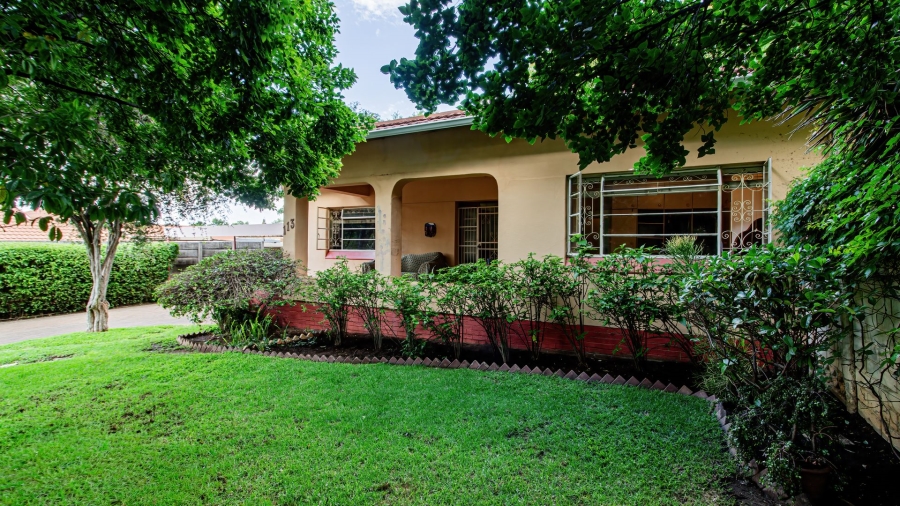 3 Bedroom Property for Sale in Edenvale Central Gauteng