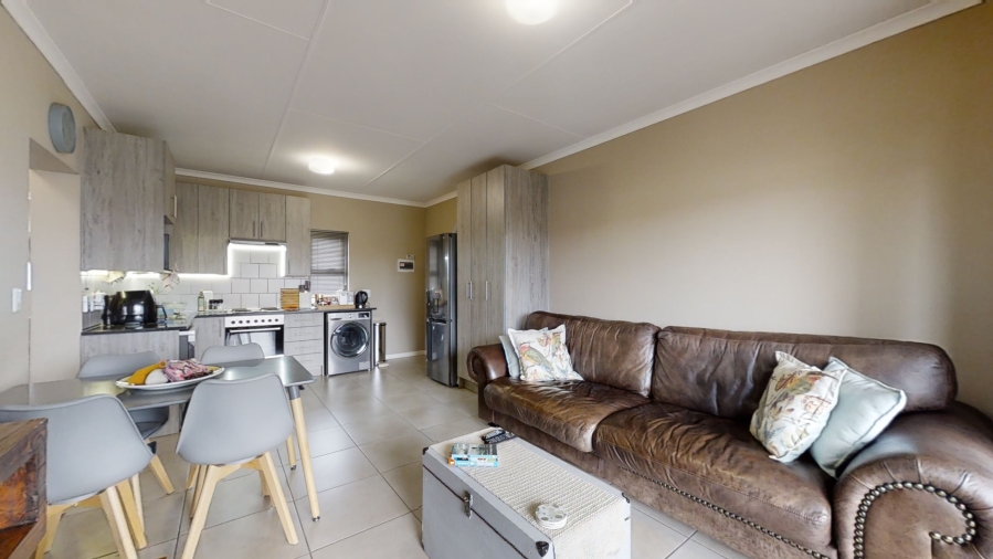 2 Bedroom Property for Sale in Goedeburg Gauteng