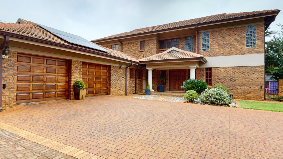 10 Bedroom Property for Sale in Benoni Small Farms Gauteng