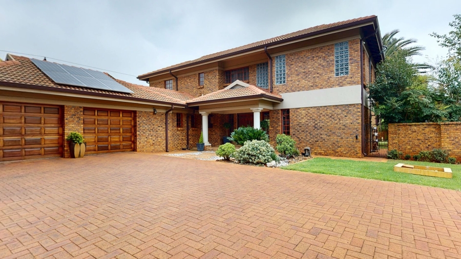 10 Bedroom Property for Sale in Benoni Small Farms Gauteng