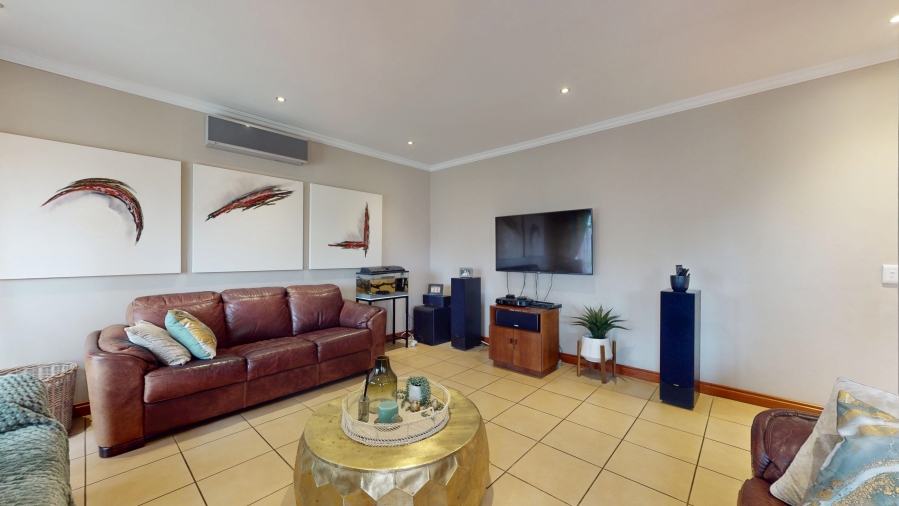 10 Bedroom Property for Sale in Benoni Small Farms Gauteng