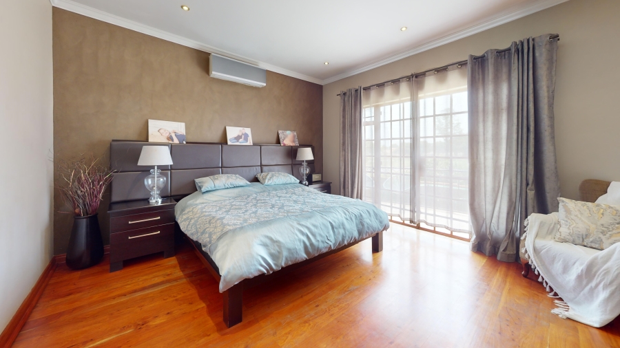 10 Bedroom Property for Sale in Benoni Small Farms Gauteng