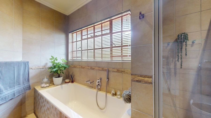 10 Bedroom Property for Sale in Benoni Small Farms Gauteng