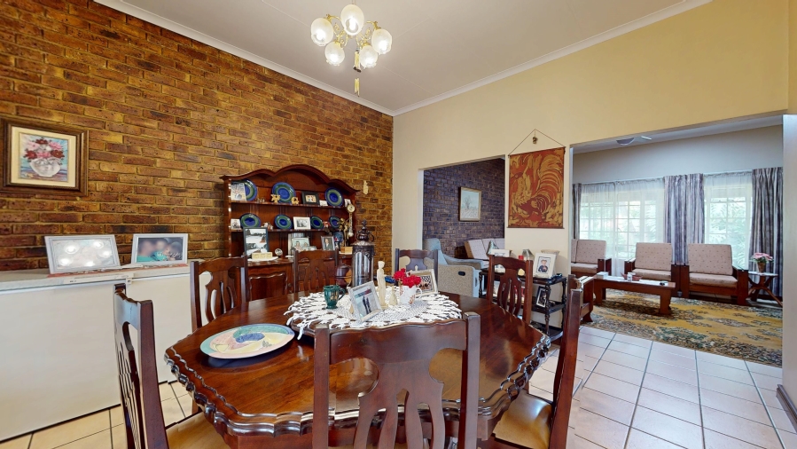 10 Bedroom Property for Sale in Benoni Small Farms Gauteng