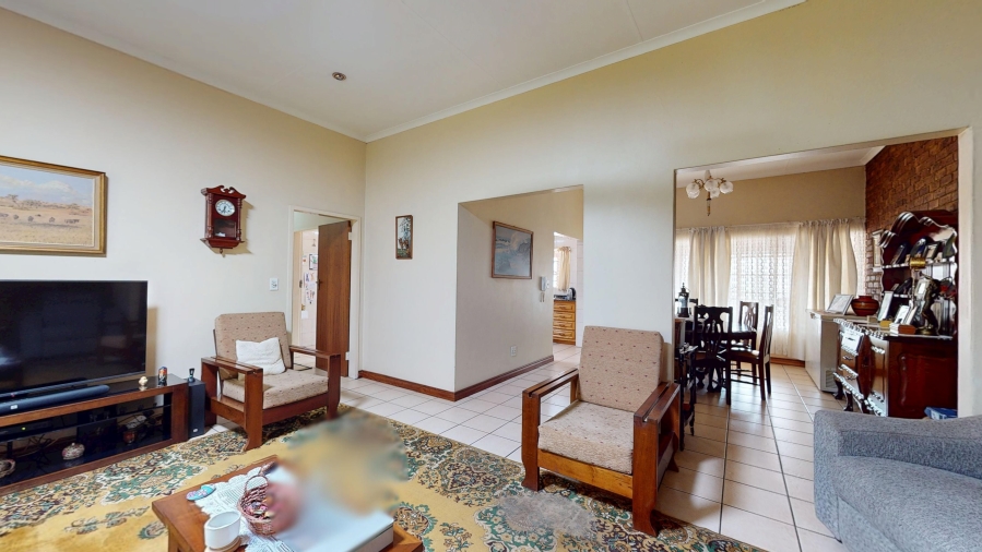 10 Bedroom Property for Sale in Benoni Small Farms Gauteng