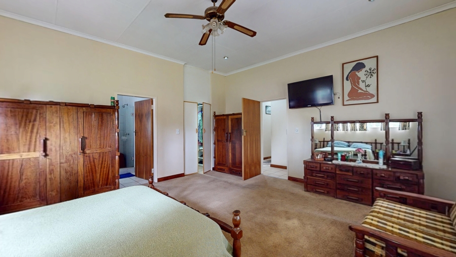 10 Bedroom Property for Sale in Benoni Small Farms Gauteng