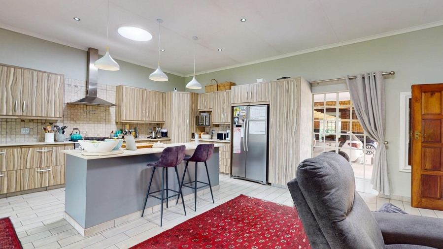 10 Bedroom Property for Sale in Benoni Small Farms Gauteng