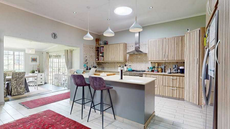 10 Bedroom Property for Sale in Benoni Small Farms Gauteng