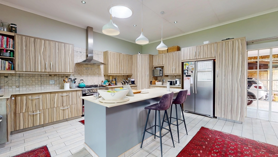 10 Bedroom Property for Sale in Benoni Small Farms Gauteng