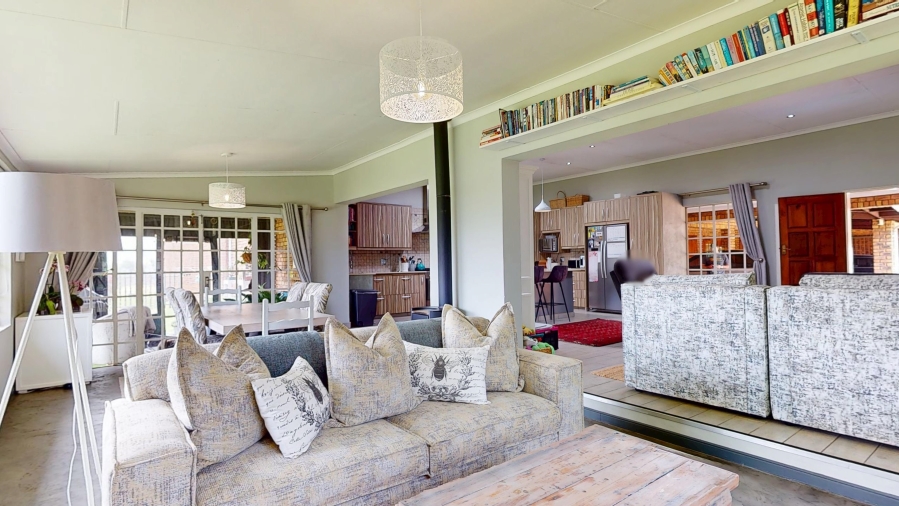 10 Bedroom Property for Sale in Benoni Small Farms Gauteng