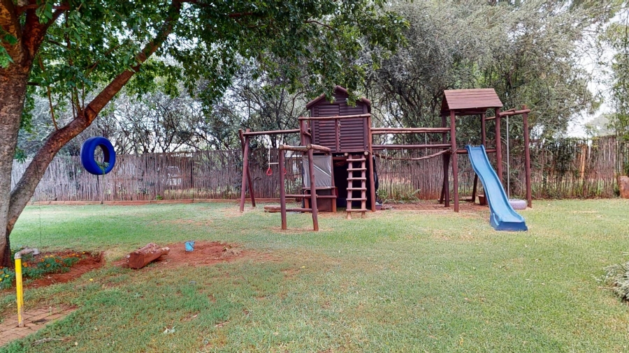 10 Bedroom Property for Sale in Benoni Small Farms Gauteng