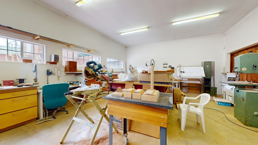 10 Bedroom Property for Sale in Benoni Small Farms Gauteng