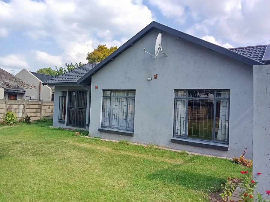 9 Bedroom Property for Sale in Bedworth Park Gauteng