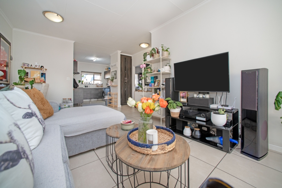 2 Bedroom Property for Sale in Greenstone Hill Gauteng