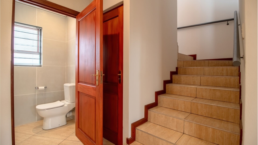 2 Bedroom Property for Sale in Bedfordview Gauteng