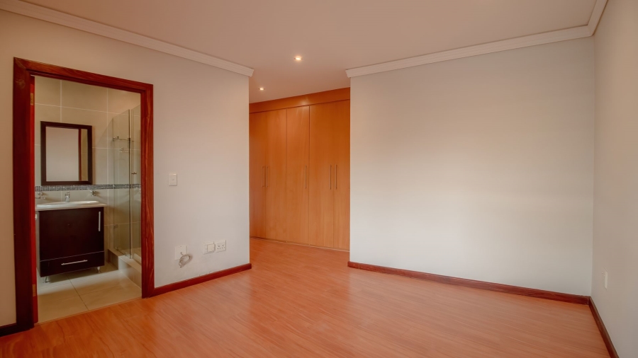 2 Bedroom Property for Sale in Bedfordview Gauteng