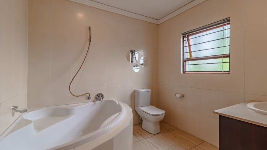 2 Bedroom Property for Sale in Bedfordview Gauteng