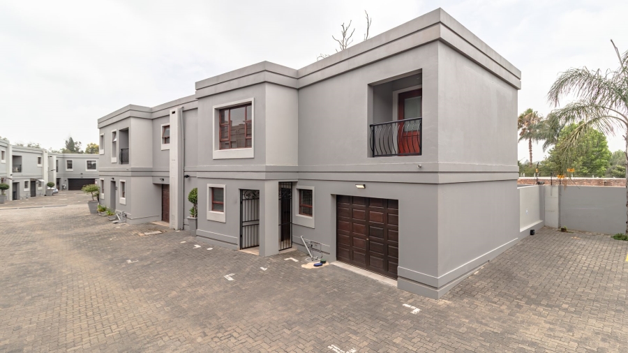 2 Bedroom Property for Sale in Bedfordview Gauteng
