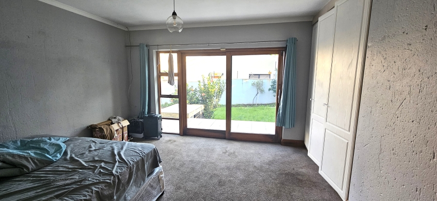 5 Bedroom Property for Sale in Dowerglen Ext 5 Gauteng