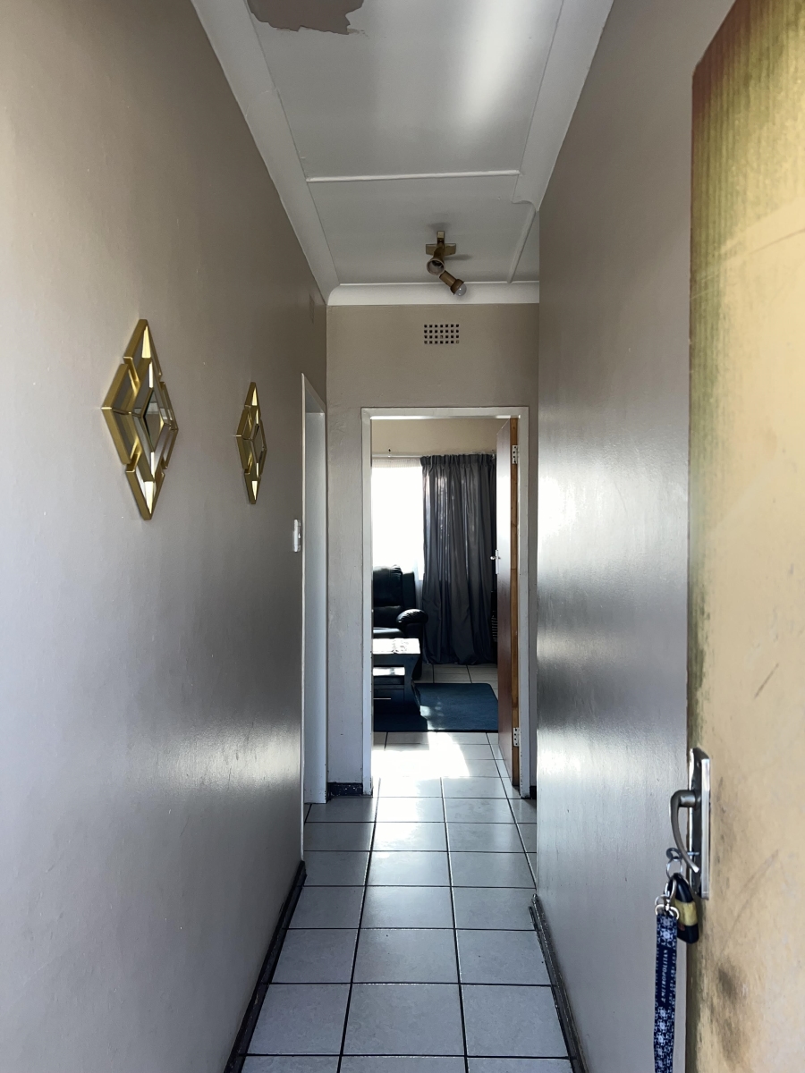 2 Bedroom Property for Sale in Peacehaven Gauteng