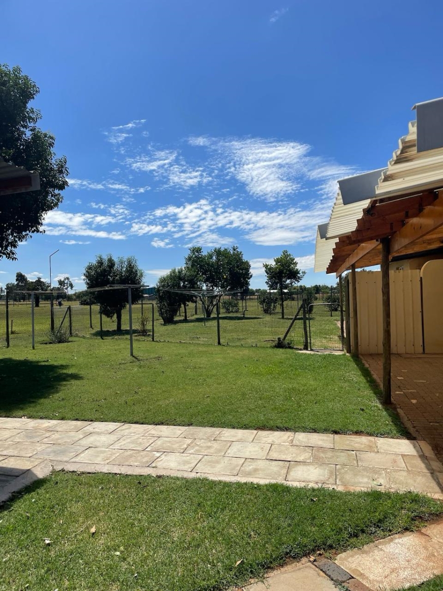 4 Bedroom Property for Sale in Valley Settlements A H Gauteng