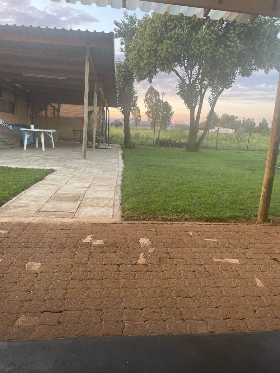 4 Bedroom Property for Sale in Valley Settlements A H Gauteng