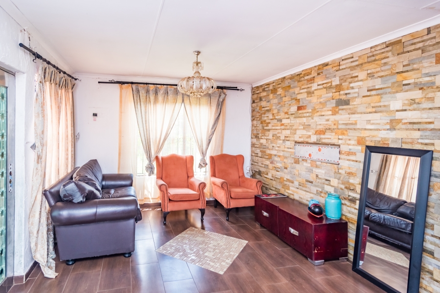 3 Bedroom Property for Sale in Protea Glen Gauteng